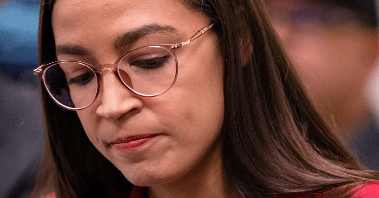 Queen AOC Hit with Career-Ending Accusation – Report Claims She Hid Mountains of Political Spending