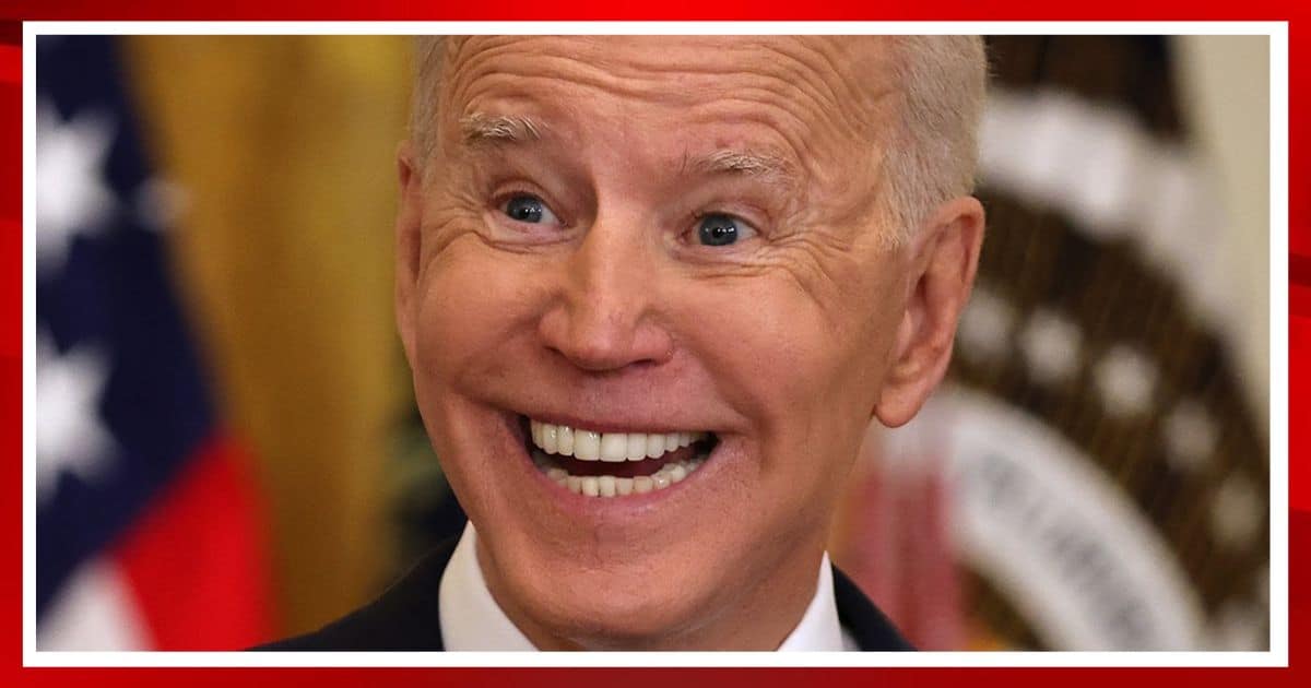 Top Plastic Surgeon Just Exposed Joe Biden - 