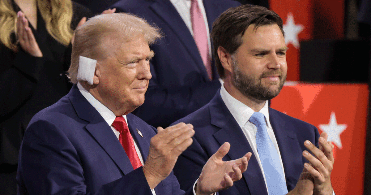 Seconds After Trump Arrives at RNC - The Crowd Greets Him with 1 Perfect Word