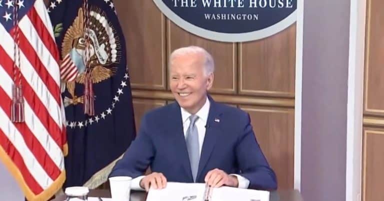 After Press Shouts Questions at President Biden, He Completely Ignores Them